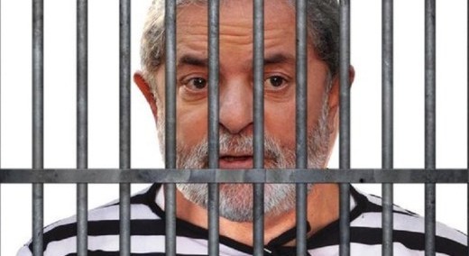 Resultado de imagem para lula na cadeia