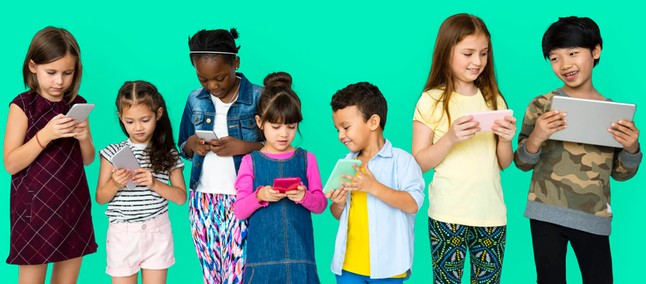 Peringatan: Perkembangan anak dan remaja dapat terhambat di era digital 1