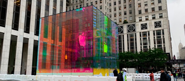 Самый большой магазин в Apple в Нью-Йорке может быть вновь открыт после выхода iPhone 11 57