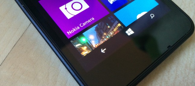 Lumia 730 pode ter vazado em foto com a atualização Debian ...